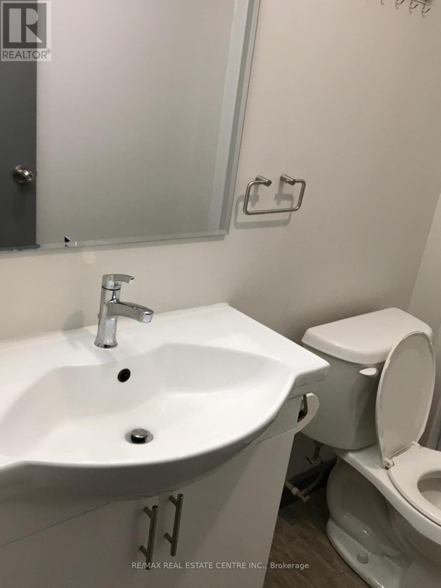 279 - 258b Sunview Street, Waterloo, Ontario  N2L 3V9 - Photo 9 - X12656246