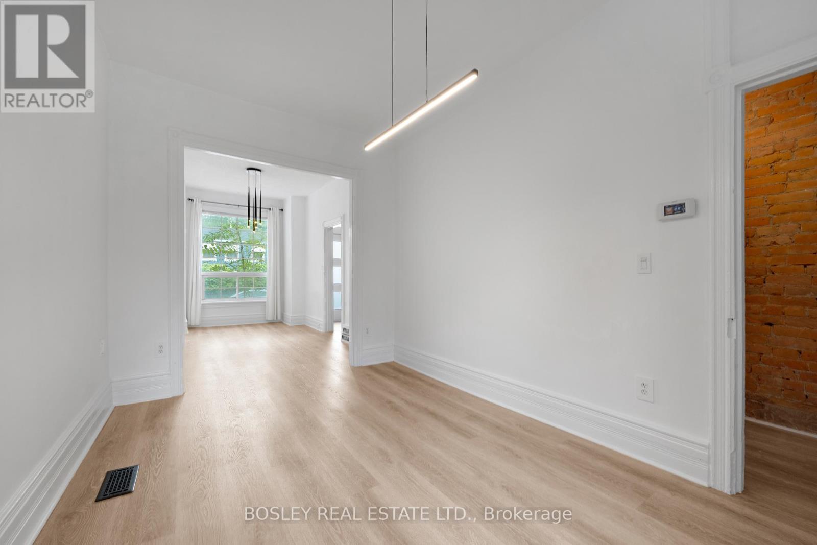 175 Macnab Street N, Hamilton (Central), Ontario  L8R 2M5 - Photo 6 - X12656304