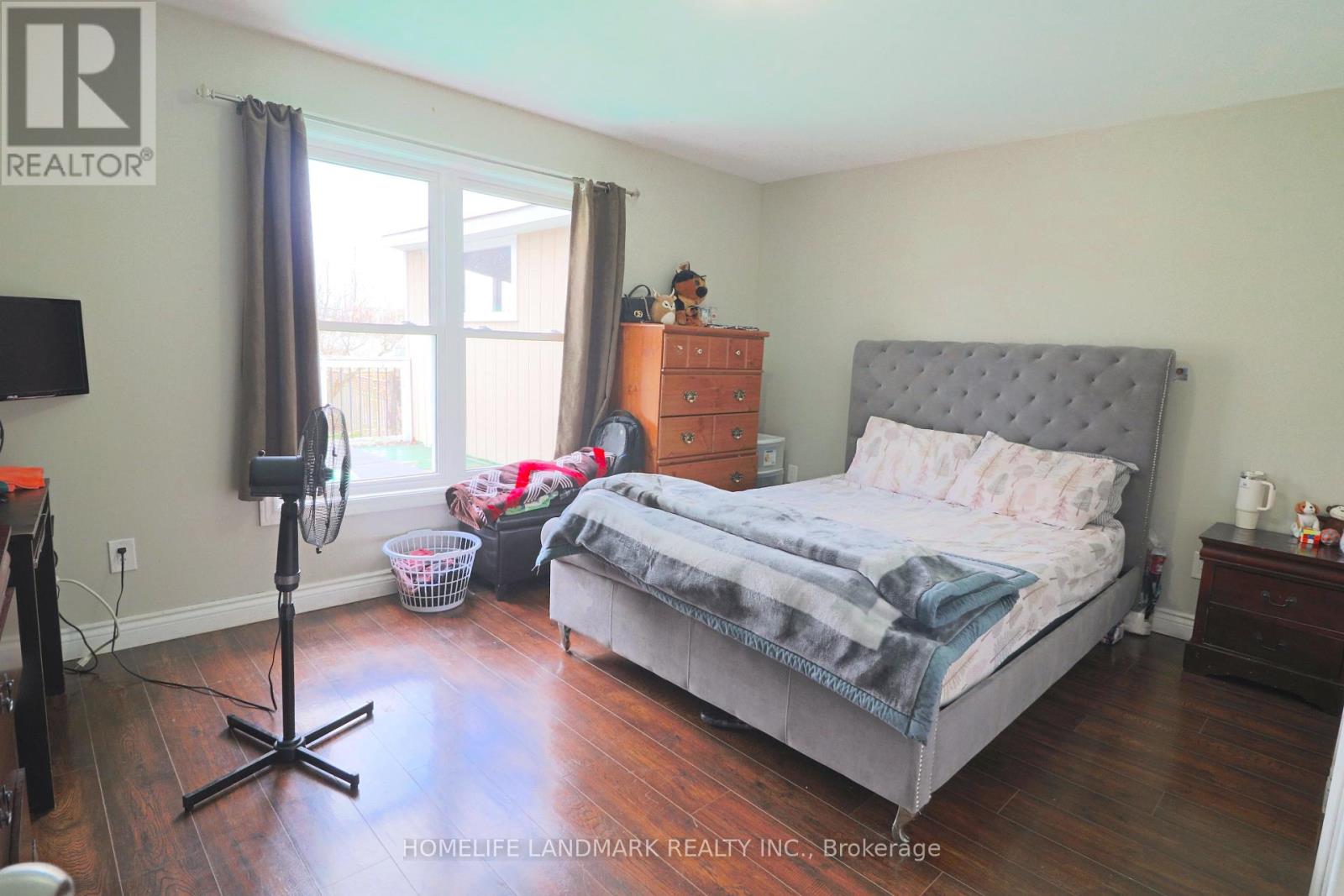 4664 Homewood Avenue, Niagara Falls, Ontario  L2E 4Y2 - Photo 6 - X12656378