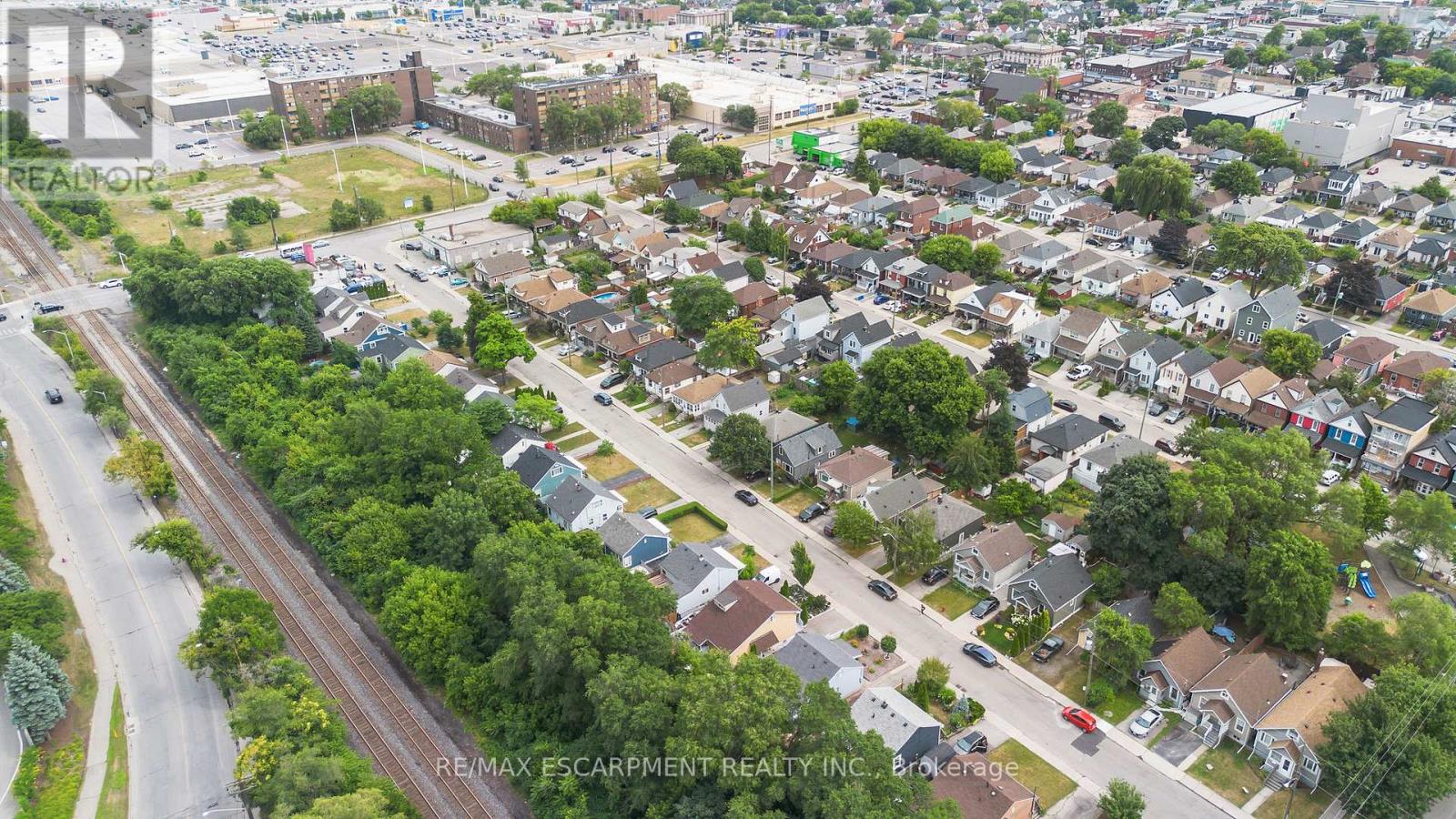 15 Dalhousie Avenue, Hamilton, Ontario  L8L 3J4 - Photo 37 - X12656410