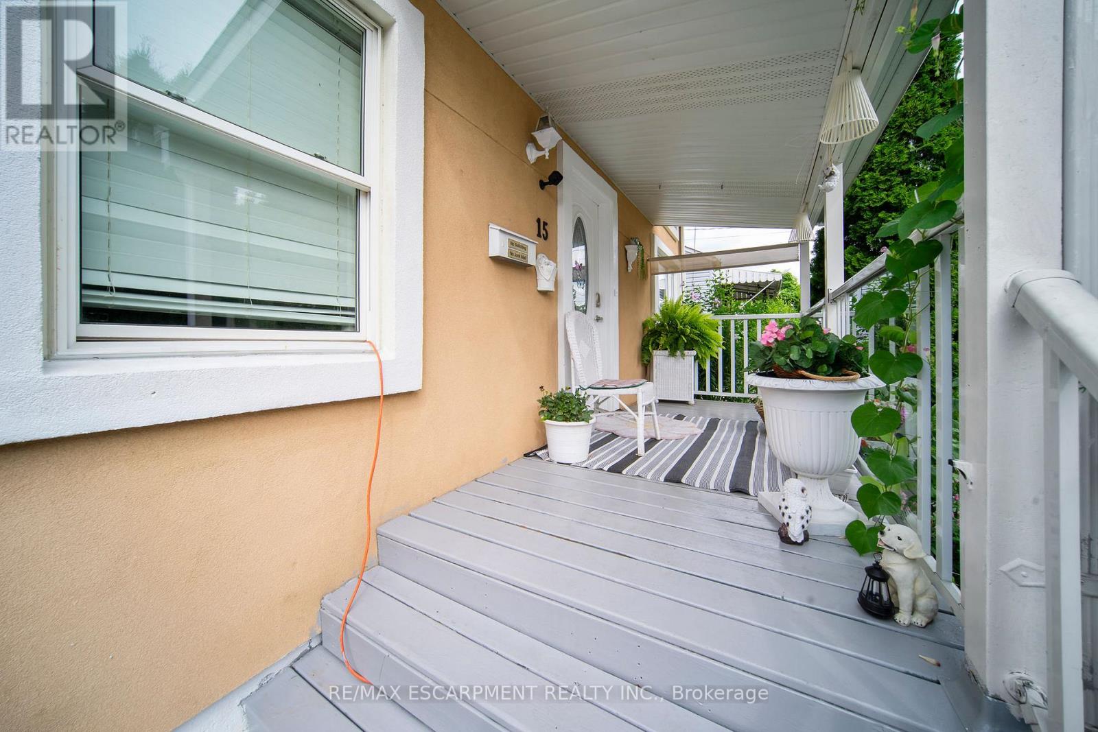 15 Dalhousie Avenue, Hamilton, Ontario  L8L 3J4 - Photo 6 - X12656410