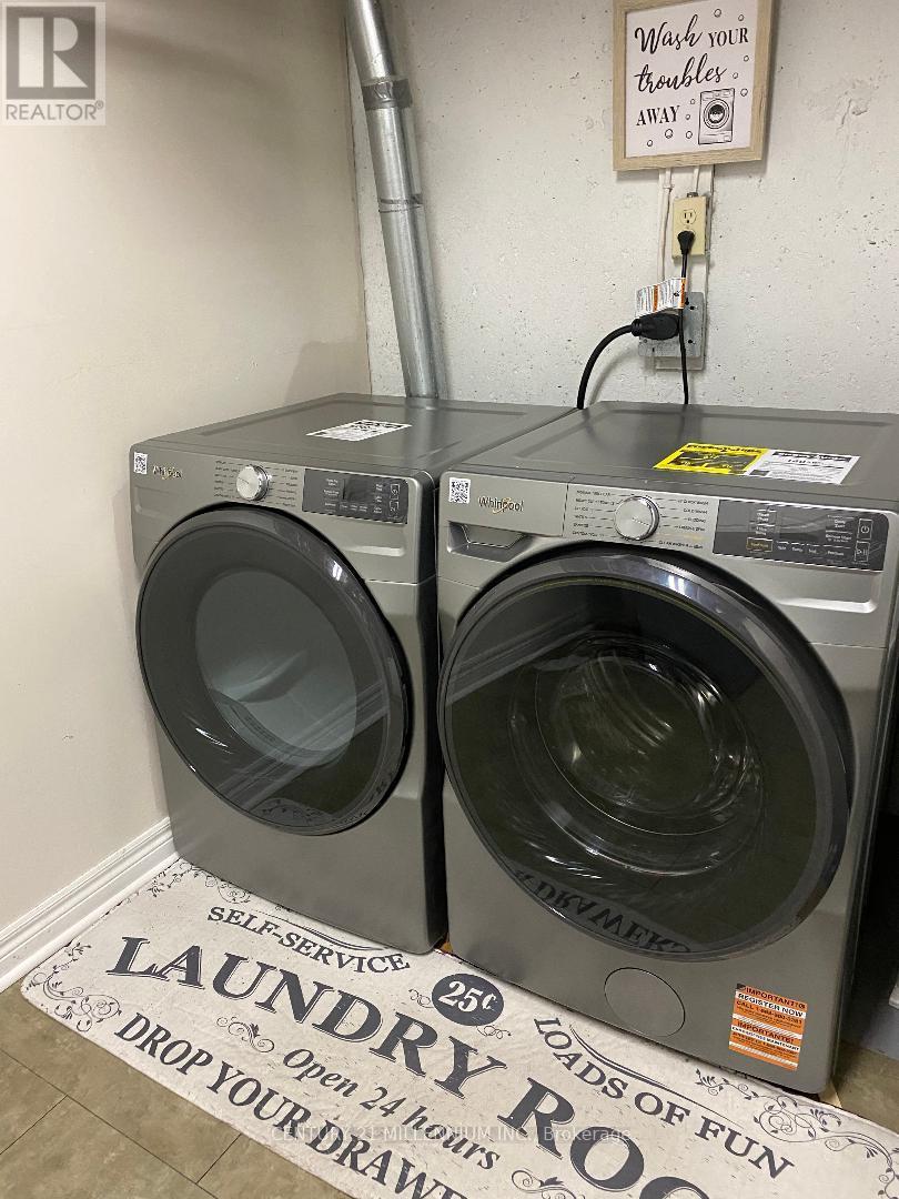 34 Gardenia Way, Caledon, Ontario  L7C 1B2 - Photo 30 - W12656268