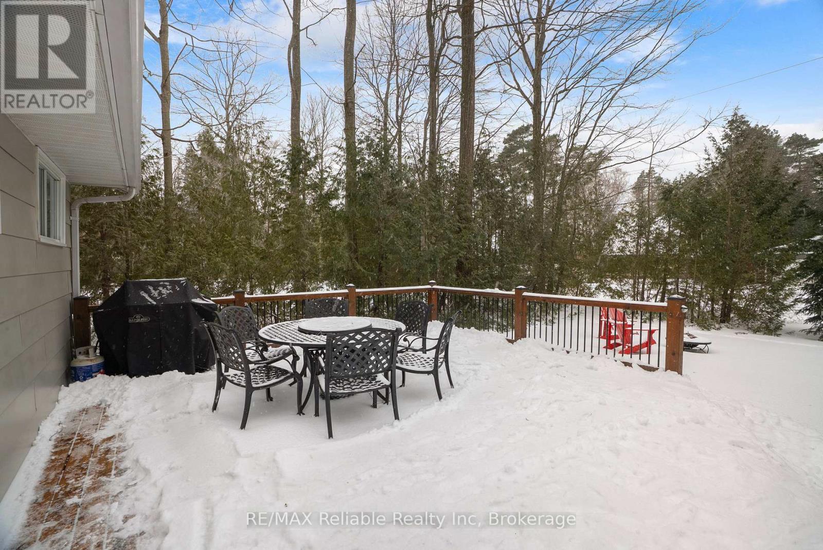 20 George Street, Bluewater, Ontario  N0M 1G0 - Photo 6 - X12656504