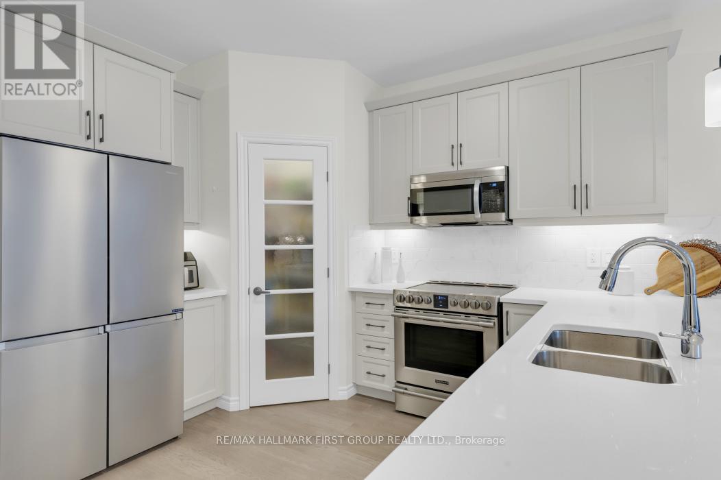 114 Athabaska Drive, Belleville, Ontario  K8N 0V6 - Photo 12 - X12656466