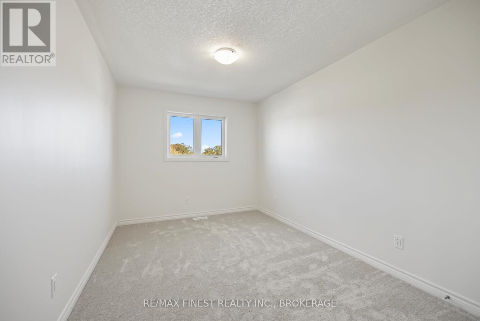 194 Heritage Park Drive, Greater Napanee, Ontario  K7R 3X8 - Photo 28 - X12656434