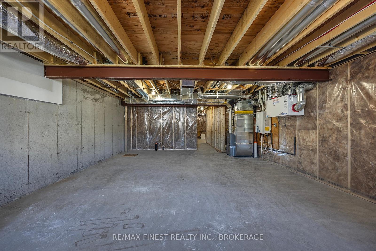 194 Heritage Park Drive, Greater Napanee, Ontario  K7R 3X8 - Photo 37 - X12656434