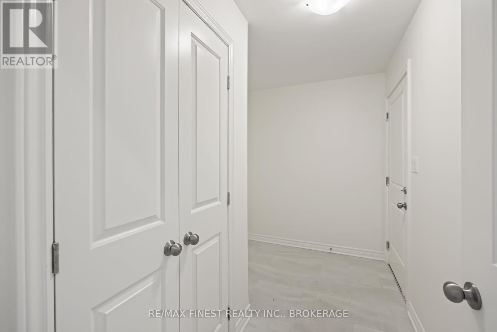 192 Heritage Park Drive, Greater Napanee, Ontario  K7R 3X8 - Photo 6 - X12656474