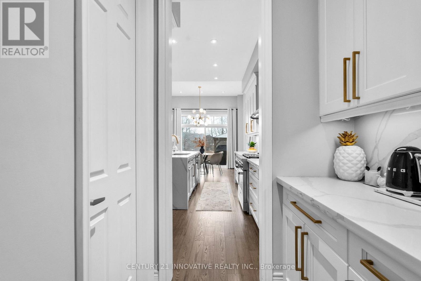 54 Blenheim Circle, Whitby, Ontario  L1P 0E2 - Photo 10 - E12647134