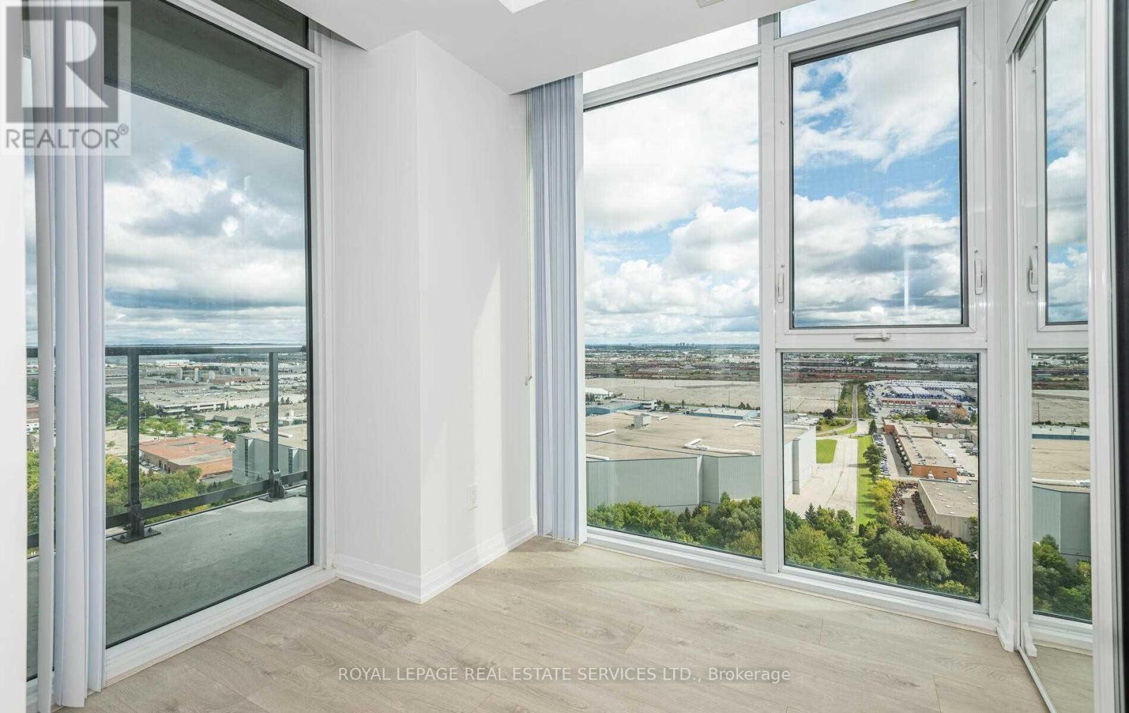 2415 - 7895 Jane Street, Vaughan, Ontario  L4K 2M7 - Photo 11 - N12655872