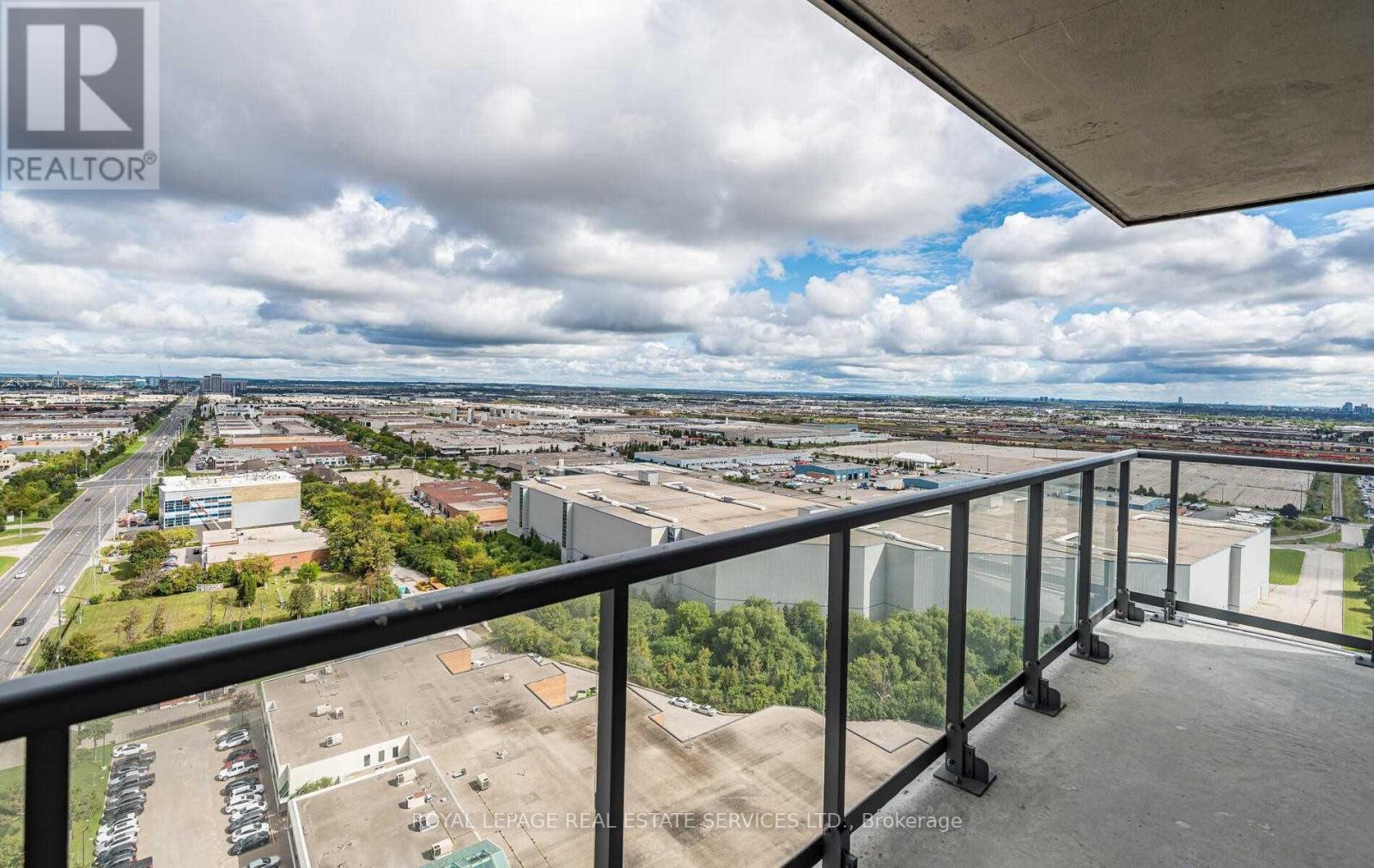 2415 - 7895 Jane Street, Vaughan, Ontario  L4K 2M7 - Photo 18 - N12655872