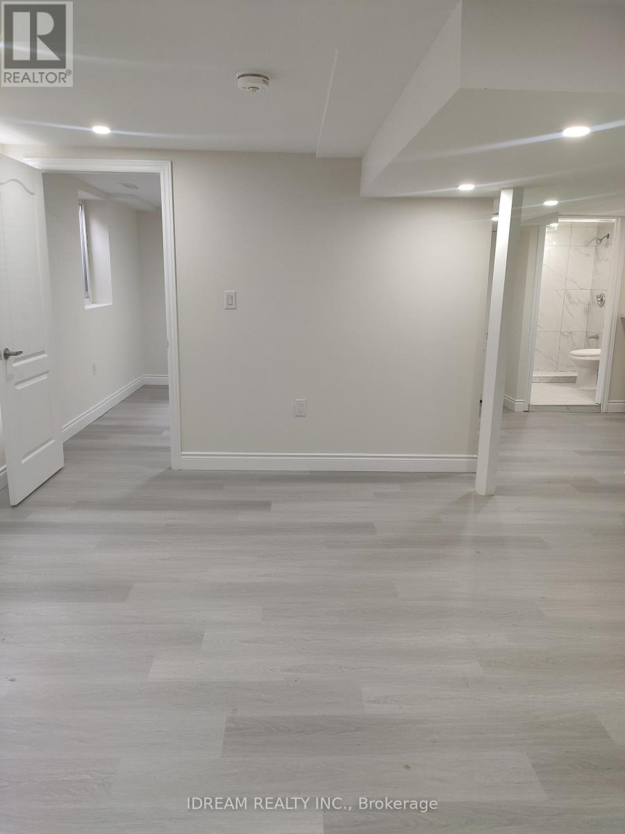 Bsmt - 528 Hayward Crescent, Milton, Ontario  L9T 4P9 - Photo 9 - W12578720