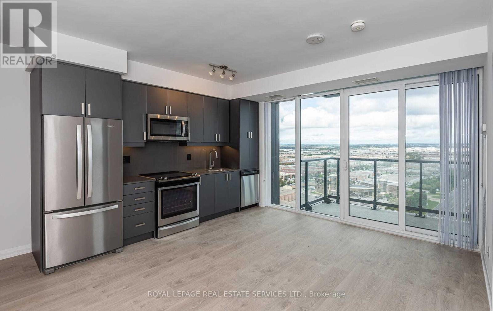 2415 - 7895 Jane Street, Vaughan, Ontario  L4K 2M7 - Photo 4 - N12655872