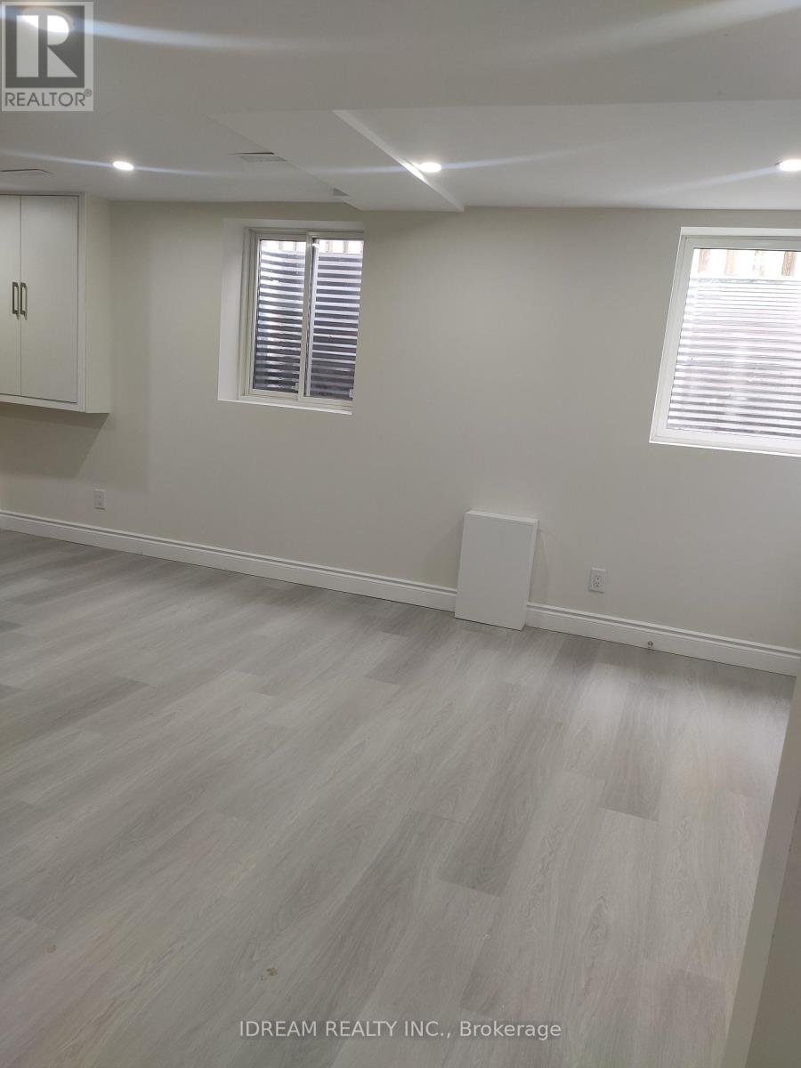 Bsmt - 528 Hayward Crescent, Milton, Ontario  L9T 4P9 - Photo 13 - W12578720