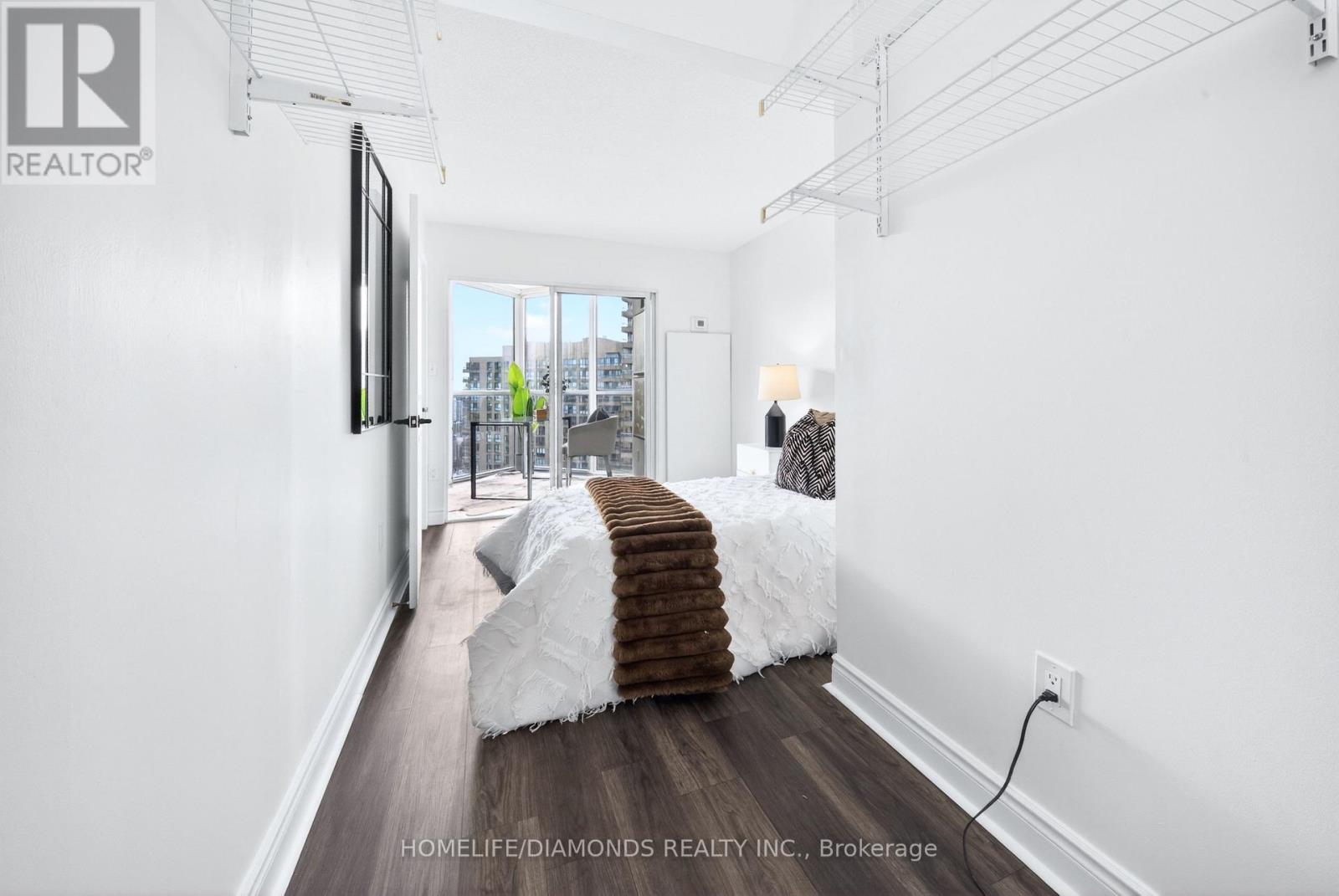 2002 - 5 Concorde Place, Toronto (Banbury-Don Mills), Ontario  M3C 3M8 - Photo 18 - C12656432