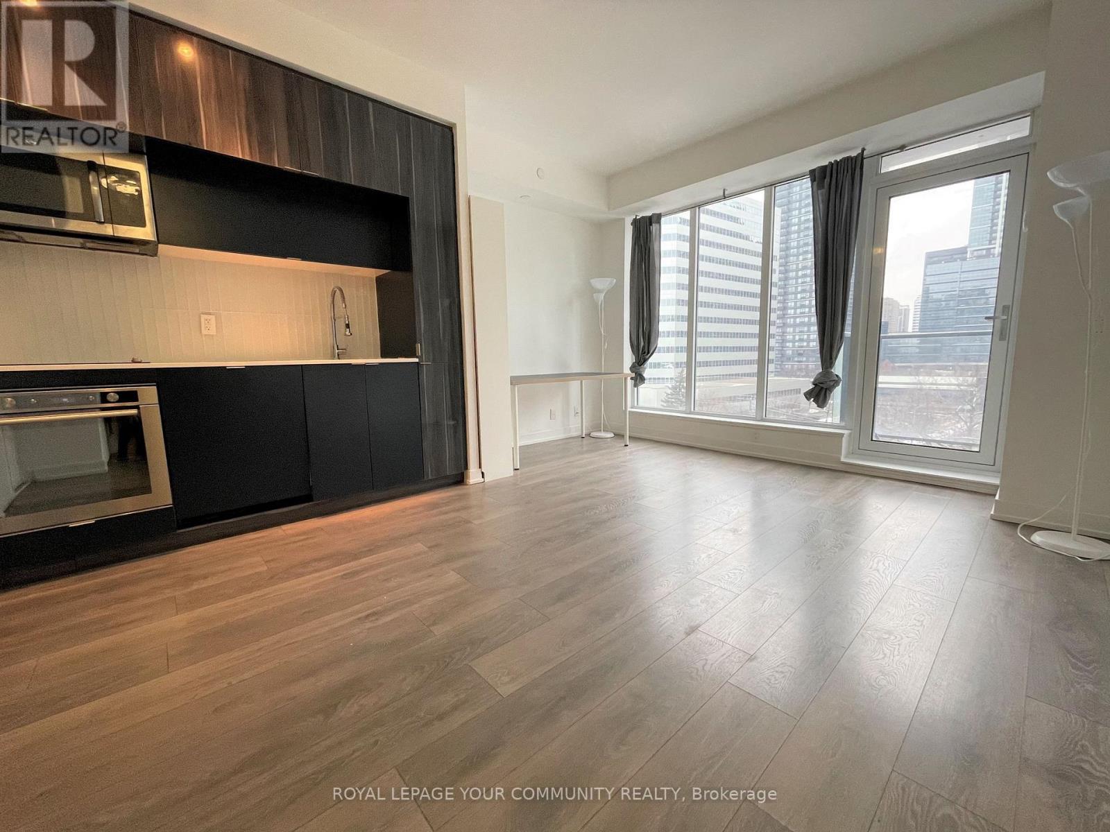 710 - 28 Avondale Avenue, Toronto, Ontario  M2N 0K2 - Photo 2 - C12656452