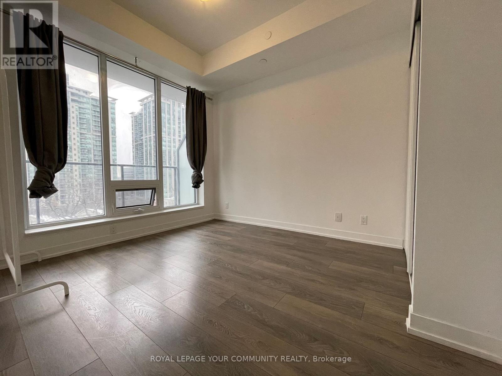 710 - 28 Avondale Avenue, Toronto, Ontario  M2N 0K2 - Photo 4 - C12656452