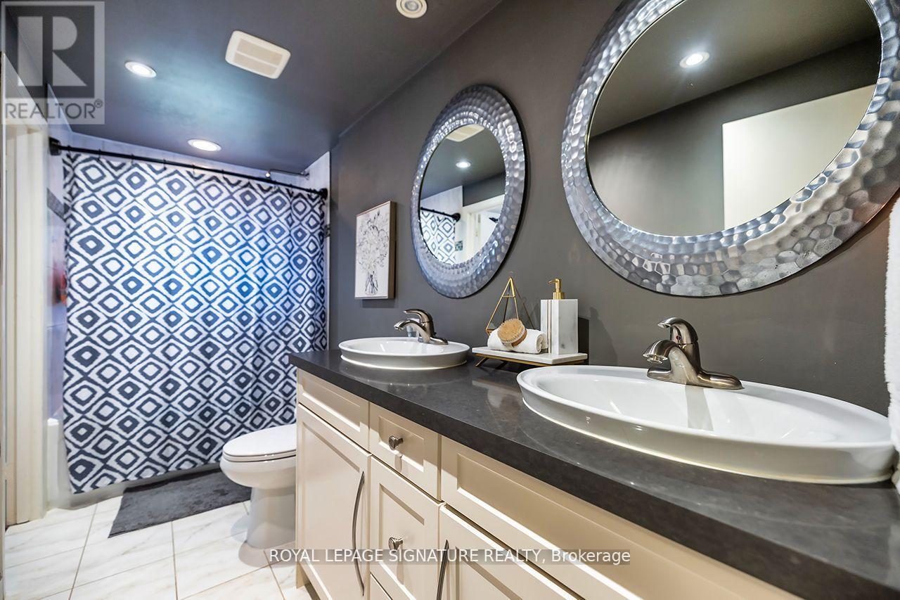 40 Cobham Crescent, Toronto, Ontario  M4A 1V6 - Photo 18 - C12656458