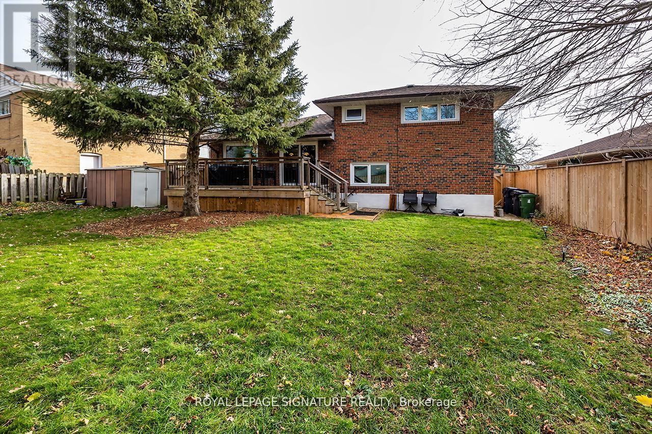 40 Cobham Crescent, Toronto, Ontario  M4A 1V6 - Photo 27 - C12656458