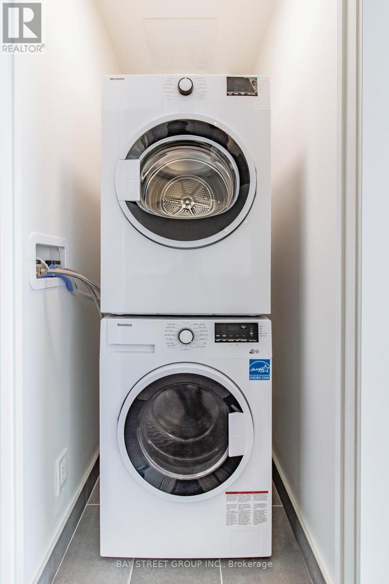 1203 - 2020 Bathurst Street, Toronto (Humewood-Cedarvale), Ontario  M5P 0A6 - Photo 8 - C12656490