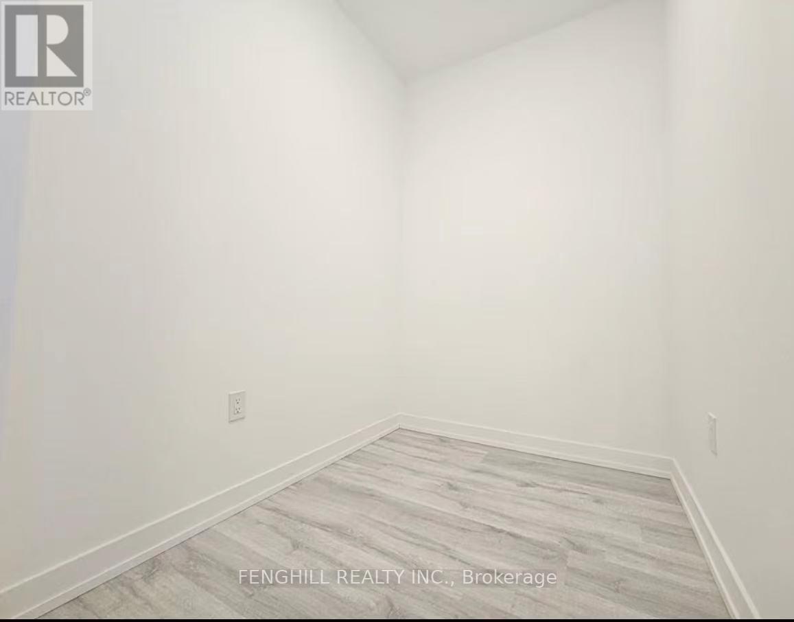 517 - 8 Olympic Garden Drive, Toronto, Ontario  M2M 0B9 - Photo 6 - C12656482