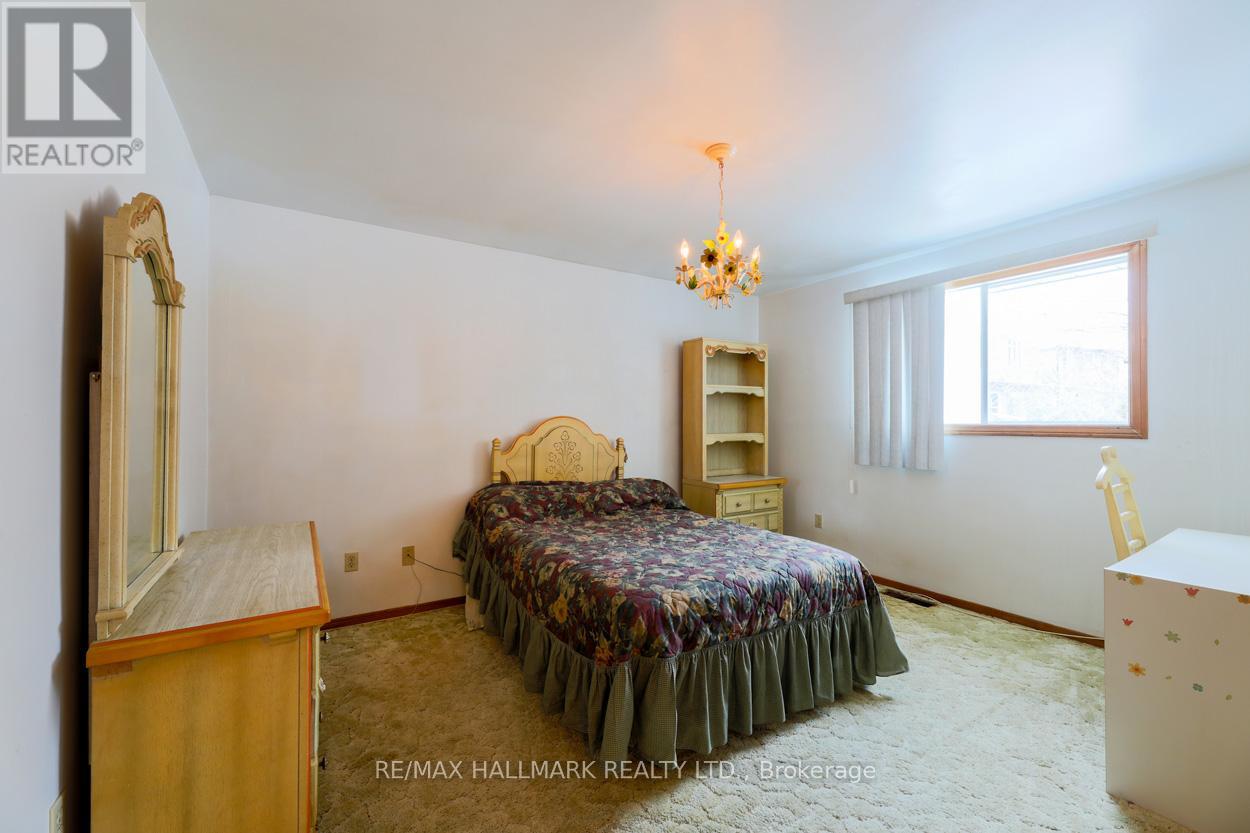 68 Fergalea Avenue, Toronto, Ontario  M1E 3L6 - Photo 17 - E12641012