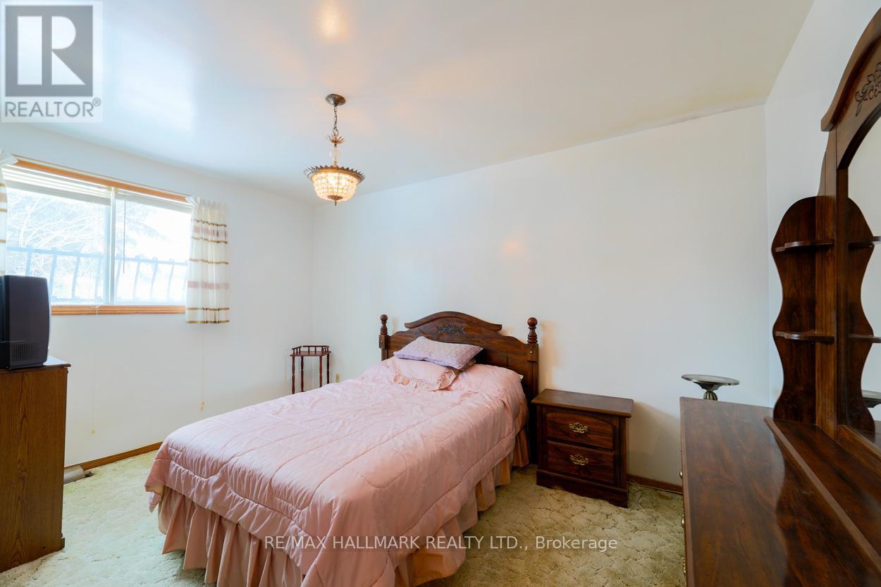 68 Fergalea Avenue, Toronto, Ontario  M1E 3L6 - Photo 15 - E12641012