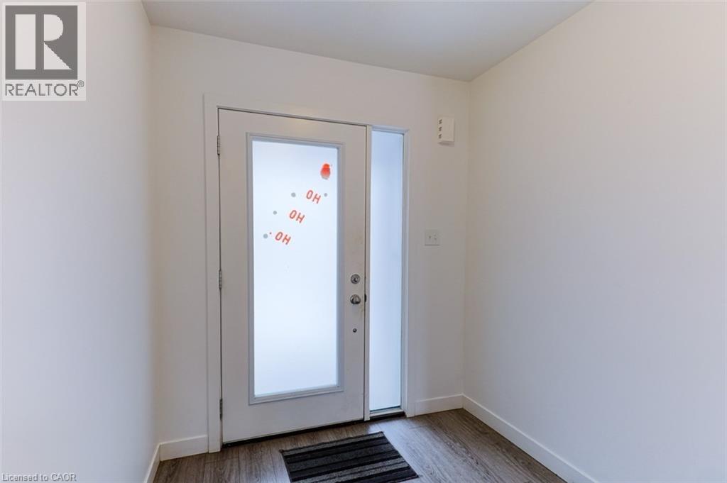 105 Pony Way, Kitchener, Ontario  N2R 0R8 - Photo 2 - 40795492