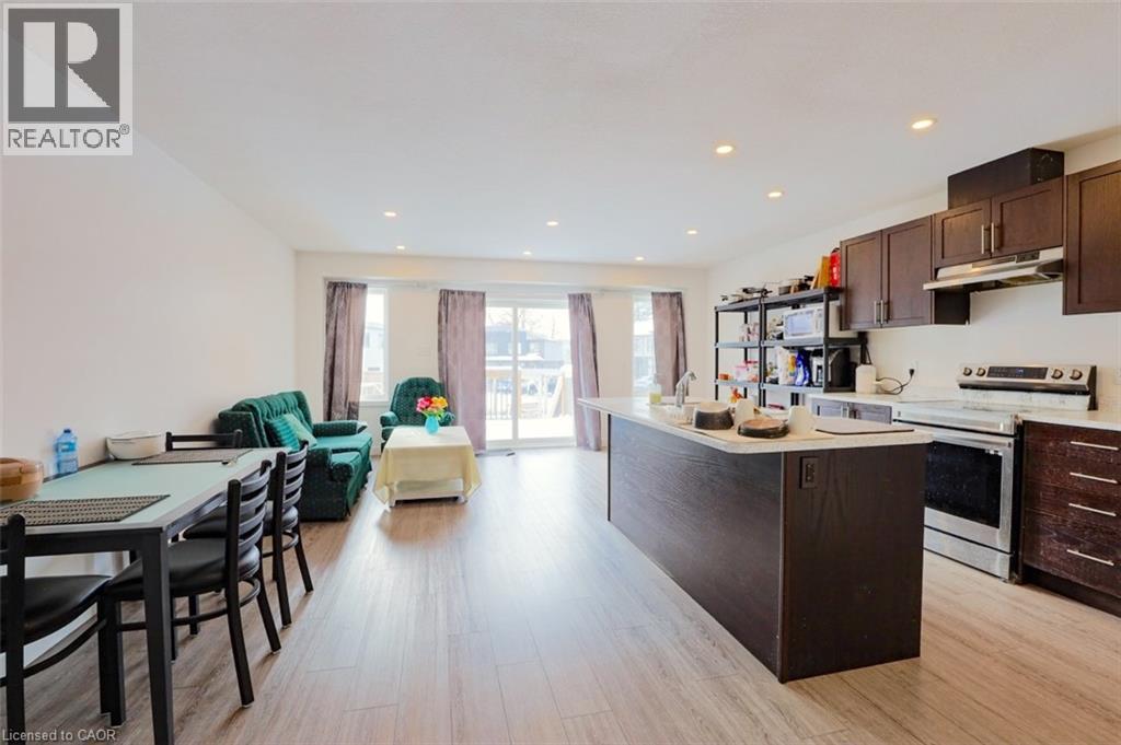 105 Pony Way, Kitchener, Ontario  N2R 0R8 - Photo 7 - 40795492