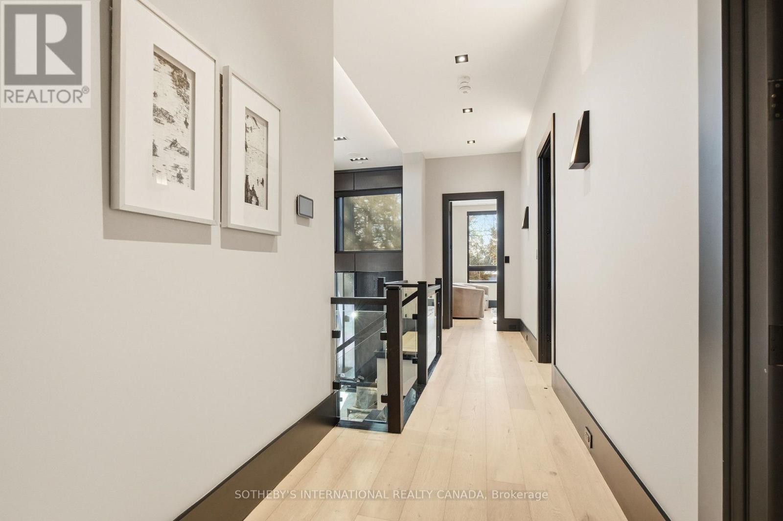 62 Edenvale Crescent, Toronto (Edenbridge-Humber Valley), Ontario  M9A 4A6 - Photo 18 - W12656418