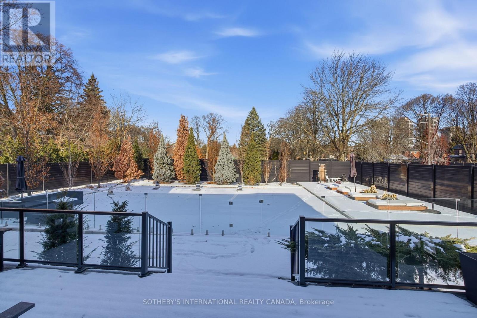 62 Edenvale Crescent, Toronto (Edenbridge-Humber Valley), Ontario  M9A 4A6 - Photo 28 - W12656418