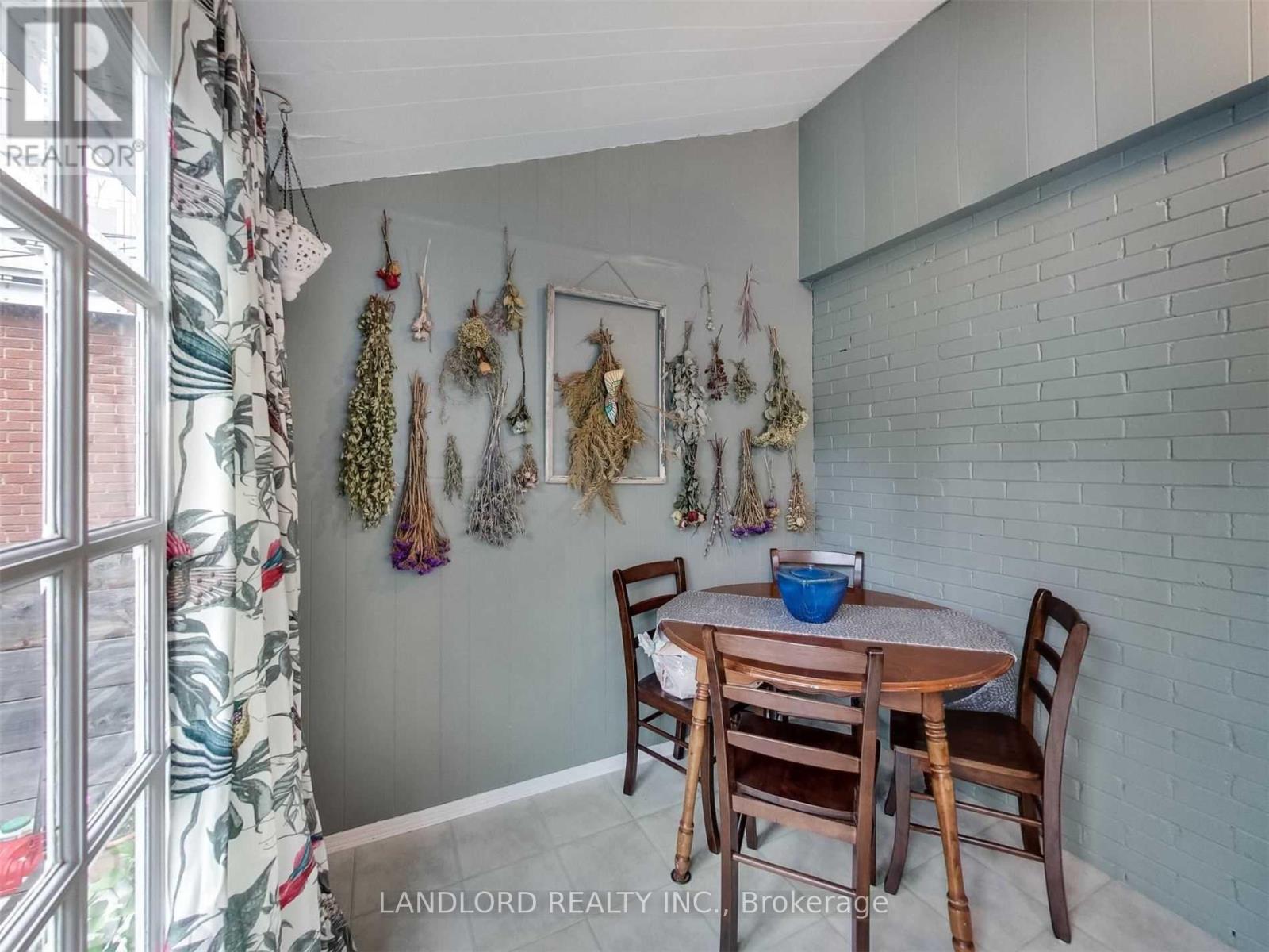 Main Fl - 2251 Dundas Street W, Toronto, Ontario  M6R 1X6 - Photo 13 - W12656462