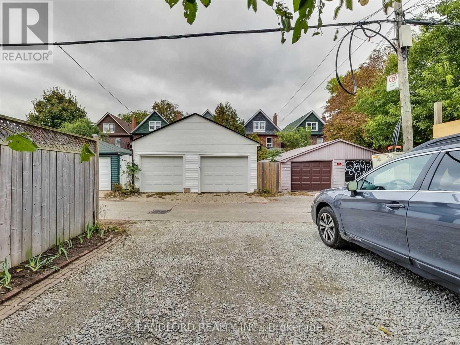 Main Fl - 2251 Dundas Street W, Toronto, Ontario  M6R 1X6 - Photo 17 - W12656462