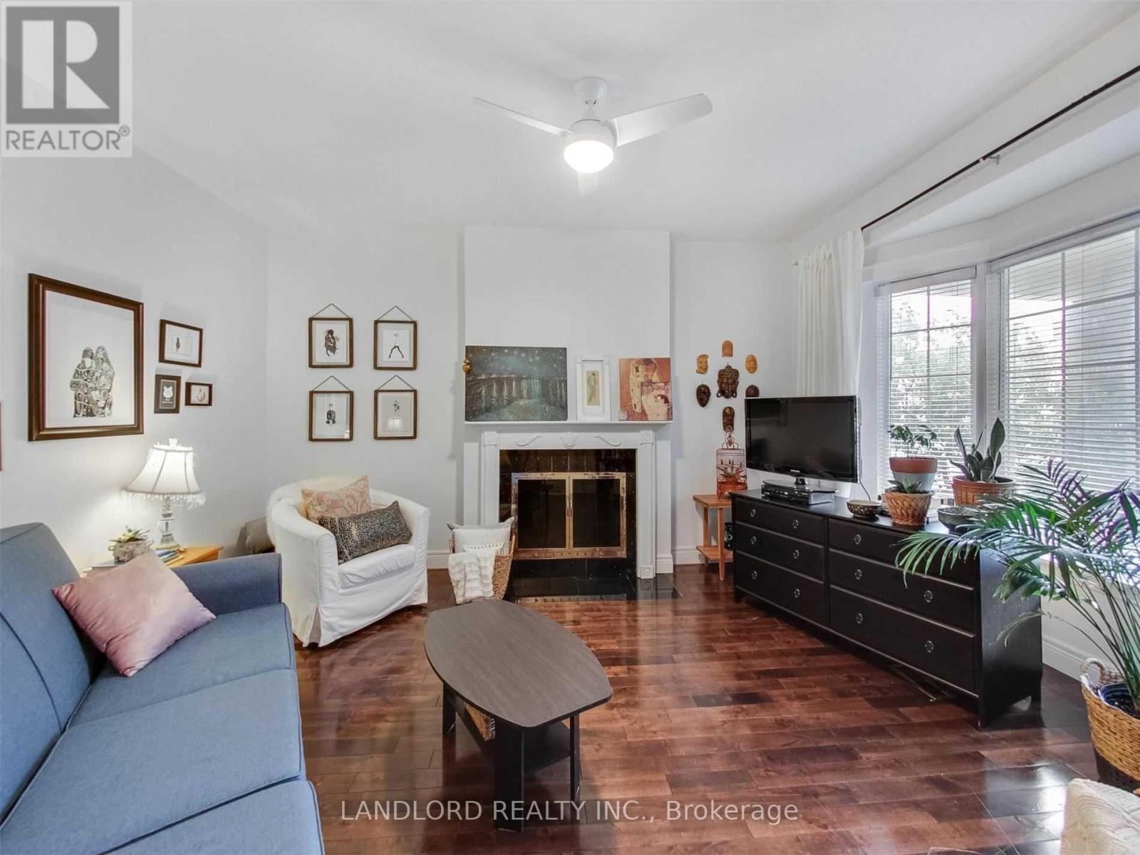 Main Fl - 2251 Dundas Street W, Toronto, Ontario  M6R 1X6 - Photo 3 - W12656462