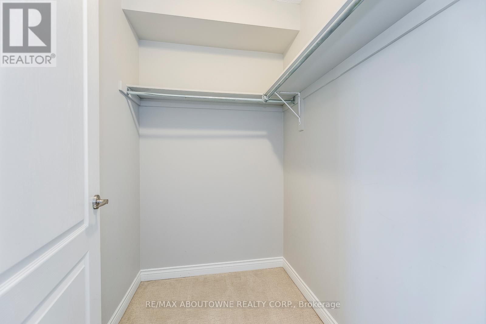 186 Gatwick Drive, Oakville, Ontario  L6H 6N1 - Photo 24 - W12656494