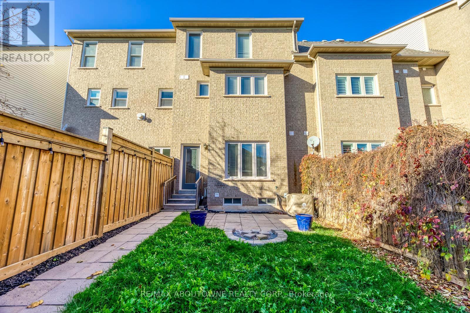 186 Gatwick Drive, Oakville, Ontario  L6H 6N1 - Photo 39 - W12656494