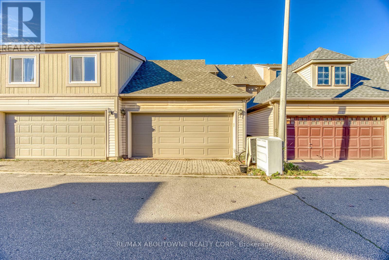 186 Gatwick Drive, Oakville, Ontario  L6H 6N1 - Photo 41 - W12656494