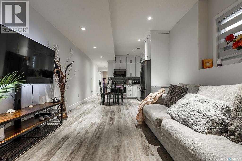 511 Burgess Crescent, Saskatoon, Saskatchewan  S7V 0S2 - Photo 36 - SK026018