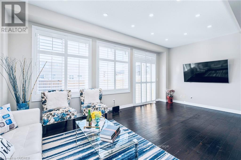 106 Hanson Crescent, Milton, Ontario  L9T 8L5 - Photo 13 - W12656550