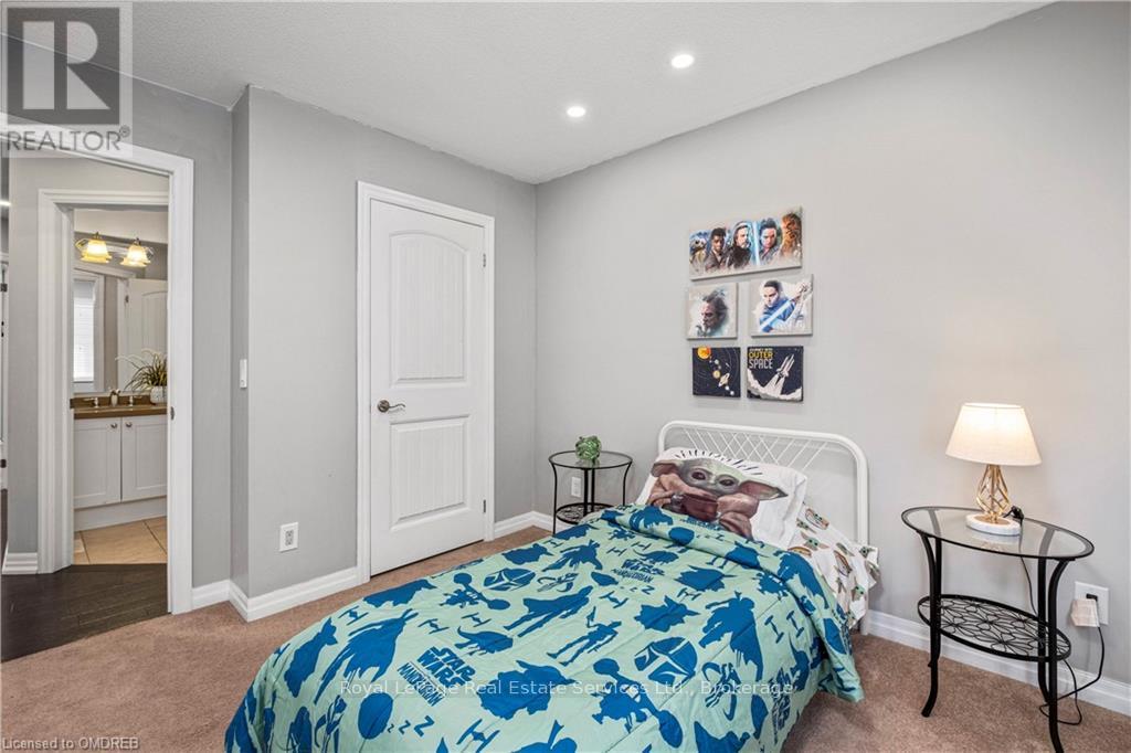 106 Hanson Crescent, Milton, Ontario  L9T 8L5 - Photo 21 - W12656550