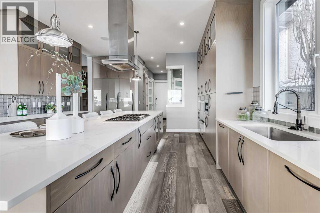 26 Patina Hill Sw, Calgary, Alberta  T3H 2C7 - Photo 17 - A2276363