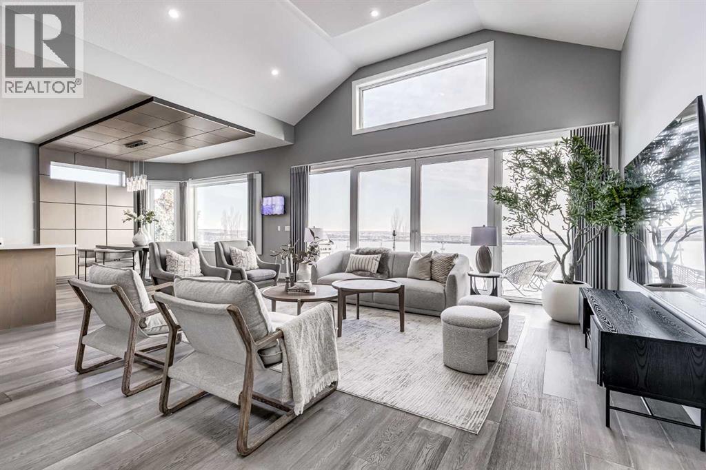 26 Patina Hill Sw, Calgary, Alberta  T3H 2C7 - Photo 2 - A2276363