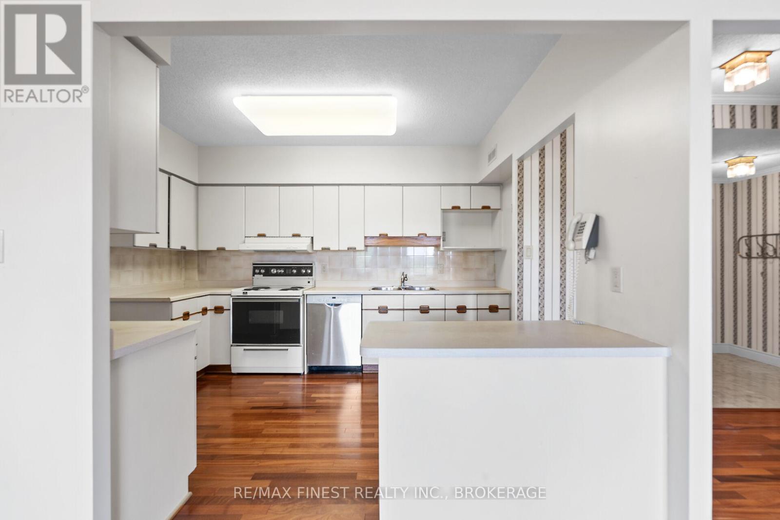 302 - 1000 King Street W, Kingston, Ontario  K7M 8H3 - Photo 9 - X12483156