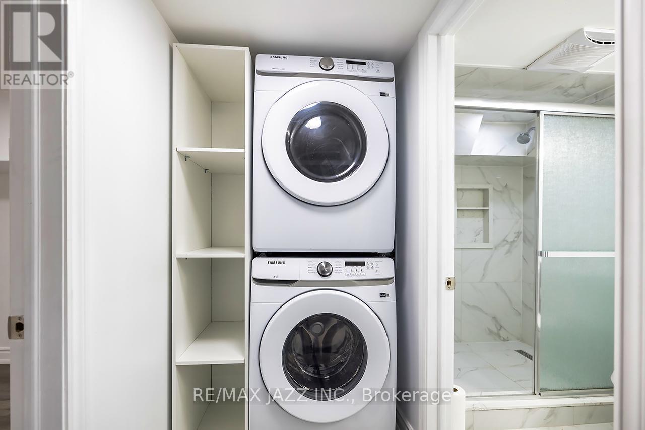 2003 Cedarwood Court, Pickering, Ontario  L1X 1T8 - Photo 8 - E12656668