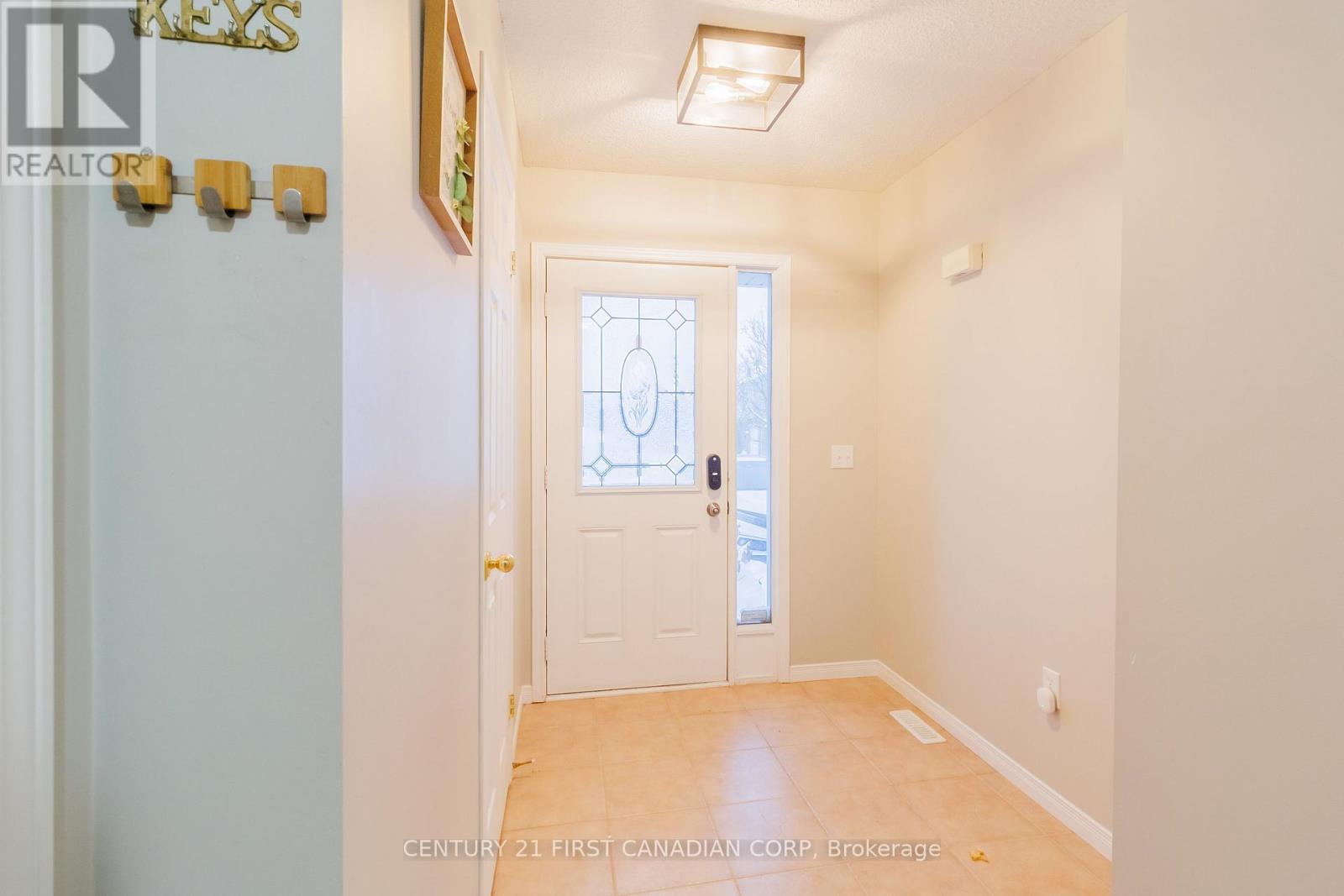 105 - 1320 Savannah Drive, London North, Ontario  N5X 0B7 - Photo 6 - X12656608