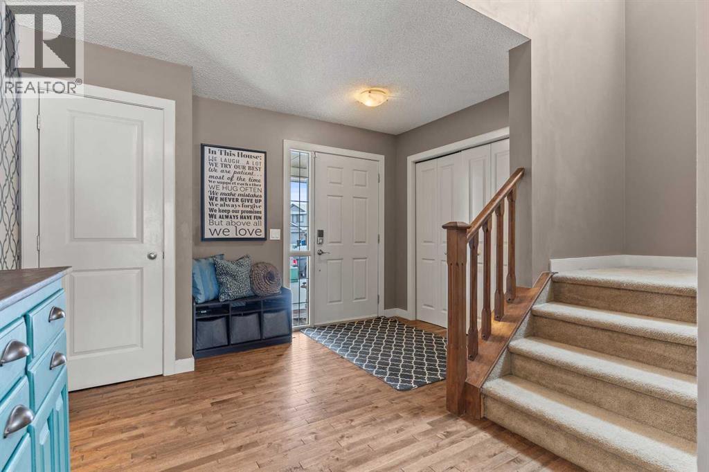 52 Westmount Circle, Okotoks, Alberta  T1S 0B6 - Photo 4 - A2274511