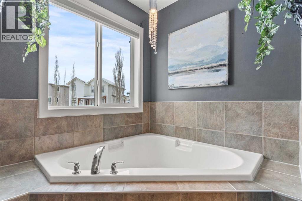 52 Westmount Circle, Okotoks, Alberta  T1S 0B6 - Photo 24 - A2274511