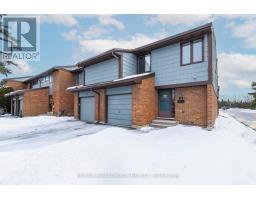 12 SELYE CRESCENT, Ottawa, Ontario