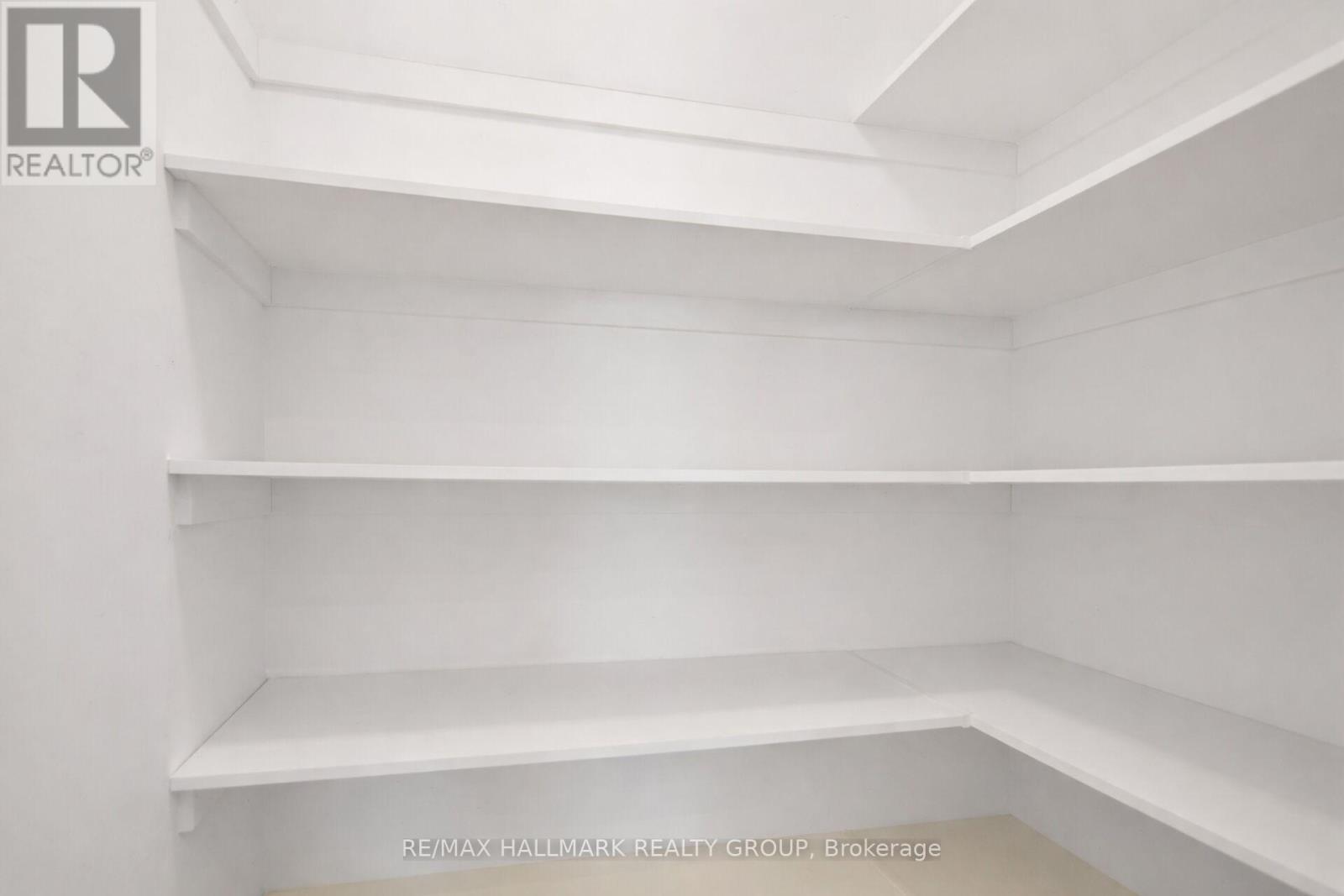 233 Pingwi Place, Ottawa, Ontario  K1X 0G2 - Photo 18 - X12656604