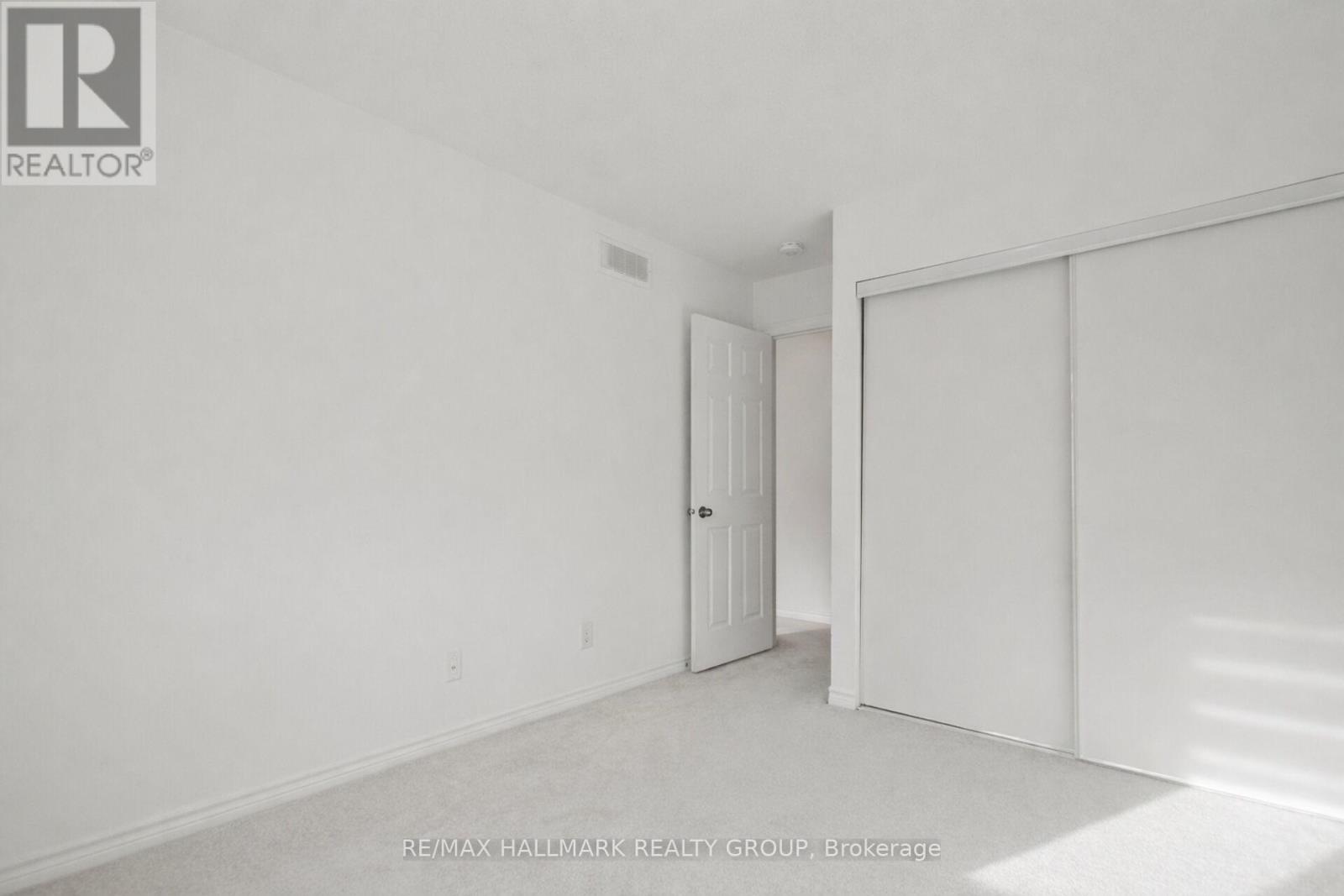 233 Pingwi Place, Ottawa, Ontario  K1X 0G2 - Photo 39 - X12656604