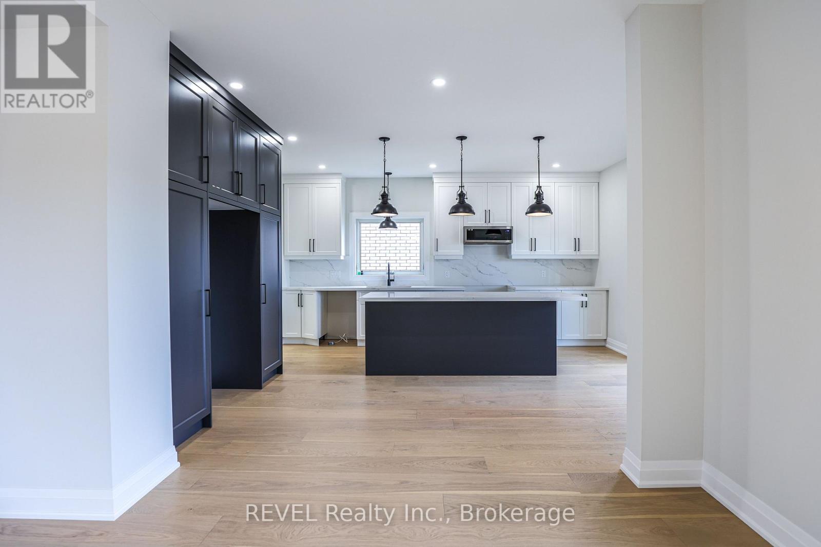 111 Acacia Road, Pelham, Ontario  L0S 1E6 - Photo 12 - X12656590